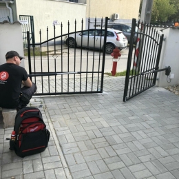 Munkahelyi életképek